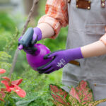 WonderGrip WG-500G Abrasion Resistant General Work Gloves, High Dexterity Gardening Gloves, Nitrile Rubber Dipped Palm, 13 Gauge Nylon Shell, Great Grip - Image 2