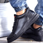 XYEHS 629 Lightweight Cow Leather Safety Work Shoes with Rubber Sole & Aramid Midsole, Steel Toe Cap, Impact & Puncture Resistant Work Sneakers, Anti-Slip Footwear - Image 2