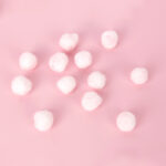 XYEHS HK-819 5/6 Pairs/Plastic Box Wax Ear Plugs Noise Cancelling Reusable Wax Earplugs Cotton Wool Ear Plugs for Sleeping, Swimming - Image 4