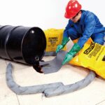 XYEHS SKIT001W 11.5 Gallon/43.5L Oil Only Spill Kit Storage Bag, 39 Pieces - Image 4