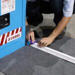 XYEHS SUR006 90cm x 3000cm Heavy Durable Absorbent Mat without Adhesive, Multi-Layer Polypropylene Fiber, Absorption up to 50L - Image 2