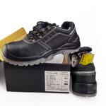 XYEHS XF93102 Cow Leather Low Profile Safety Work Shoes with Dual-density PU Sole, Steel Toe Cap, Impact & Puncture Resistant Work Sneakers, Anti-Slip Footwear - Image 2