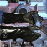 XYEHS XG306H Heavy-Duty EN374 Type A Chemical Resistant Gloves 38cm Long PVC Nitrile Blend Anti-Slip Chemical Gloves for Industry - Image 4